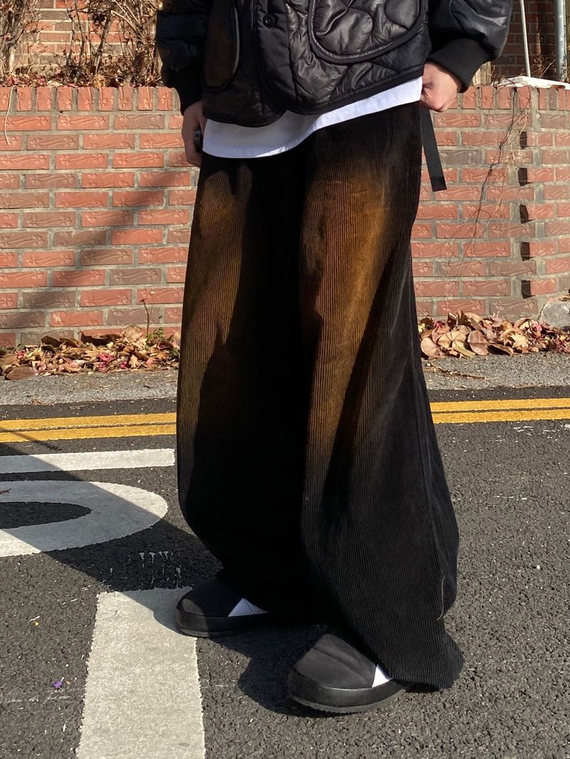 UNAIDUN（アネイダン）の「Vintage Washed Corduroy GoldenPants 4C（Pants）」