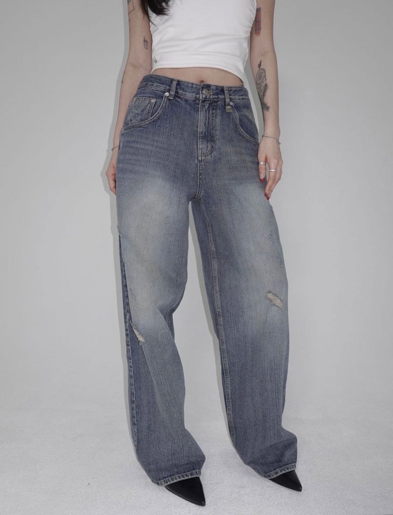 PALEJADE（ペールジェイド）の「Low-Rise Wide Denim - Bullet Demage Handbrush（Pants）」