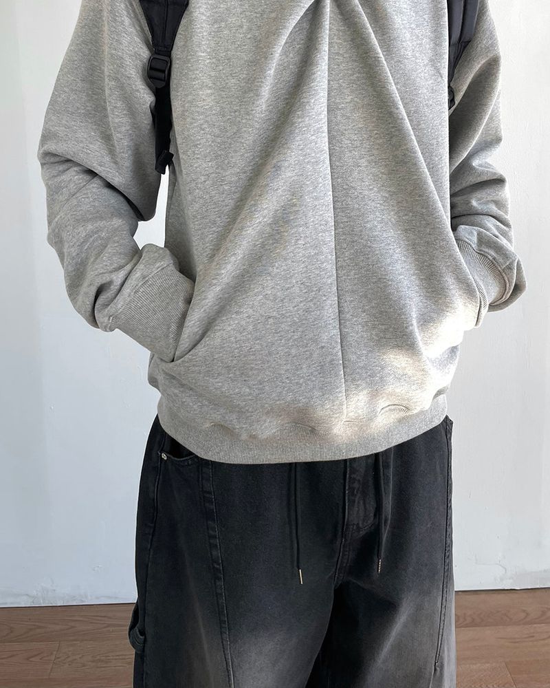 Twist Fingerhole Hoodie