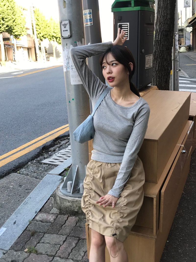 Daylight u-neck slim t