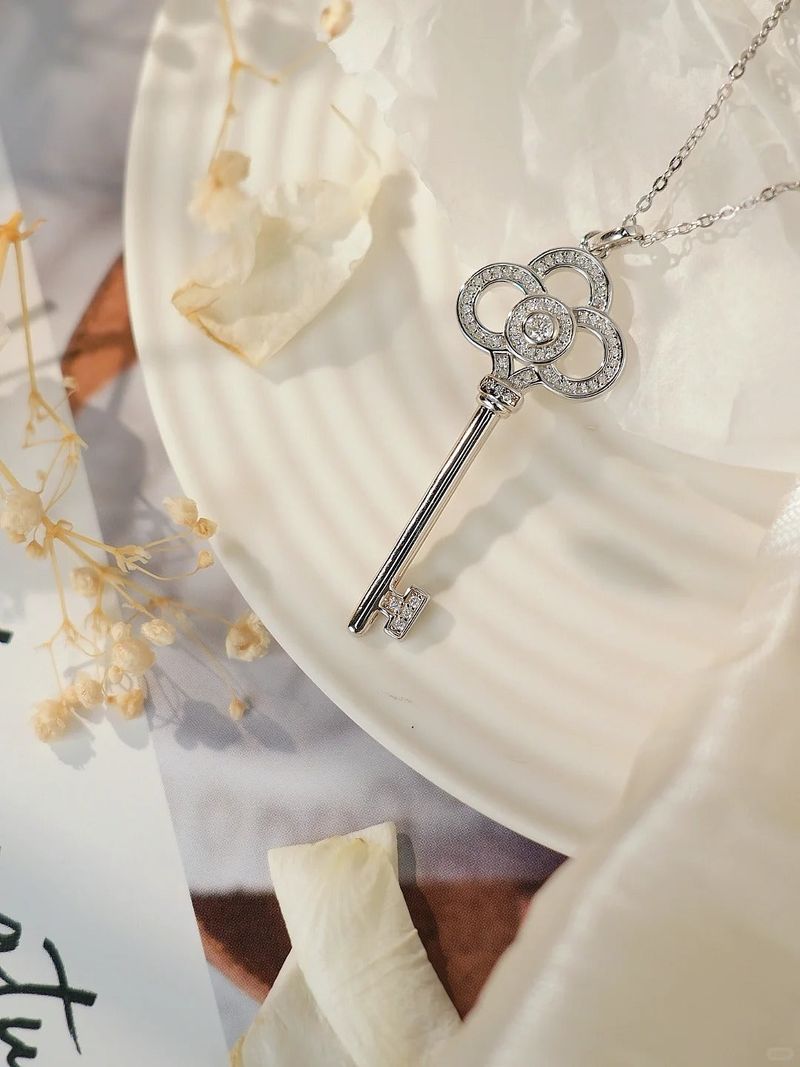 CANDICE(キャンディス)の「Diamond key necklace not to be missed(Accessories)」