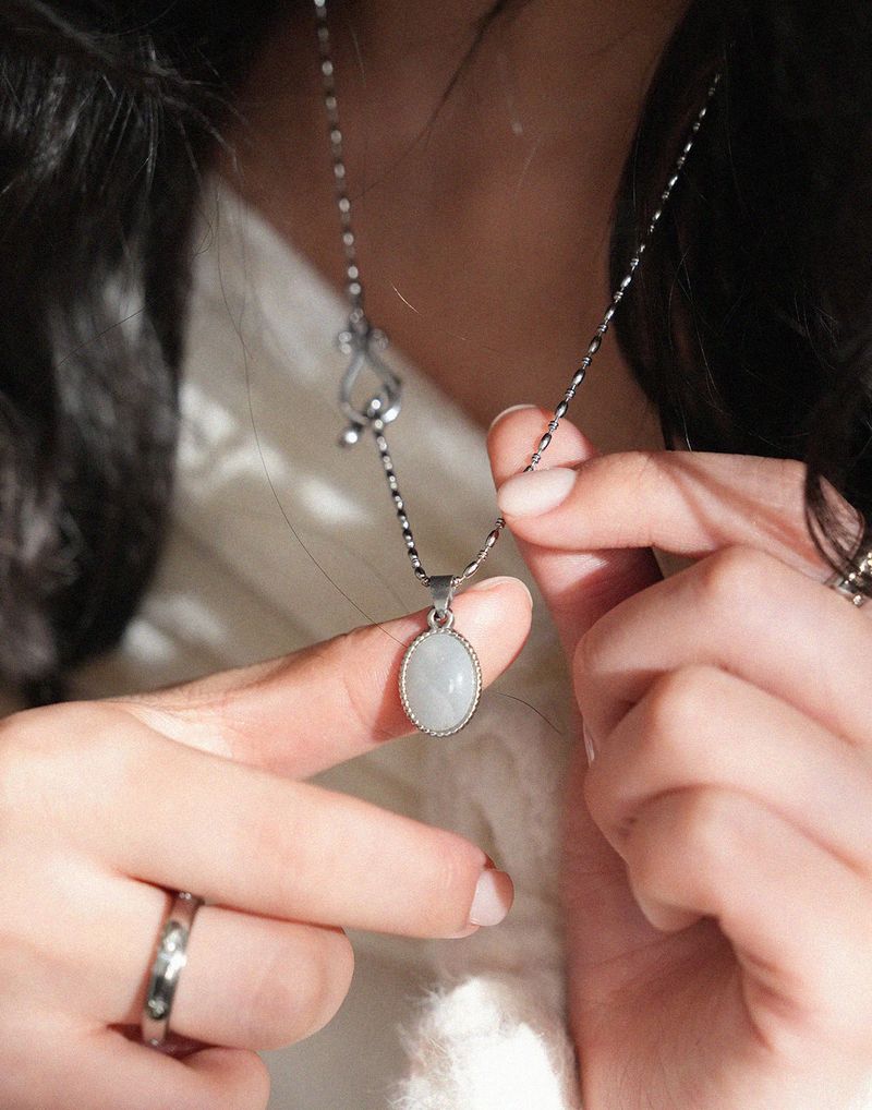 Boho Libertude（ボホリベルチュード）の「Sage Oval Necklace（Accessories）」