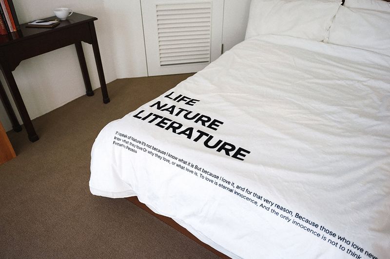 LNL cliff blanket