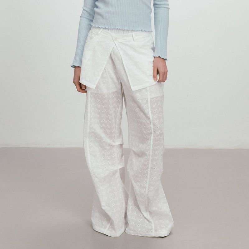 FLOWER LACE LAYERED PANTS / WHITE
