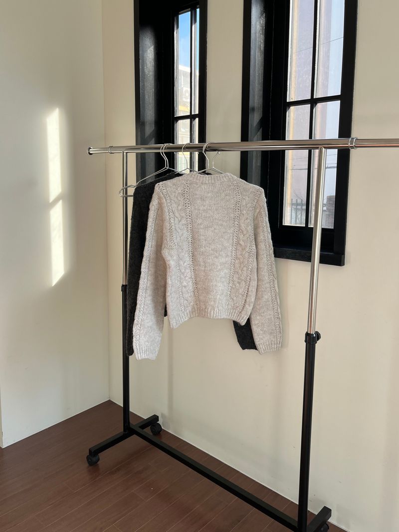 cable cardigan (2 colors)