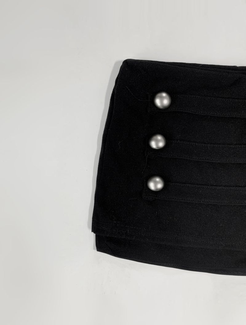 Trony button low-waist skirt (black)