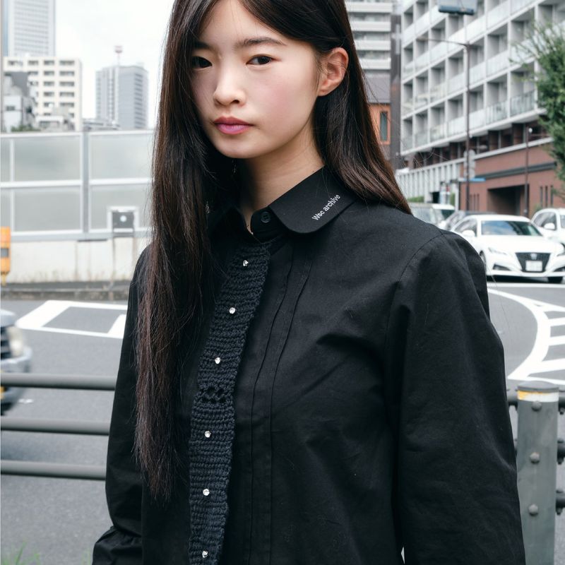 Round collar pintuck blouse 001
