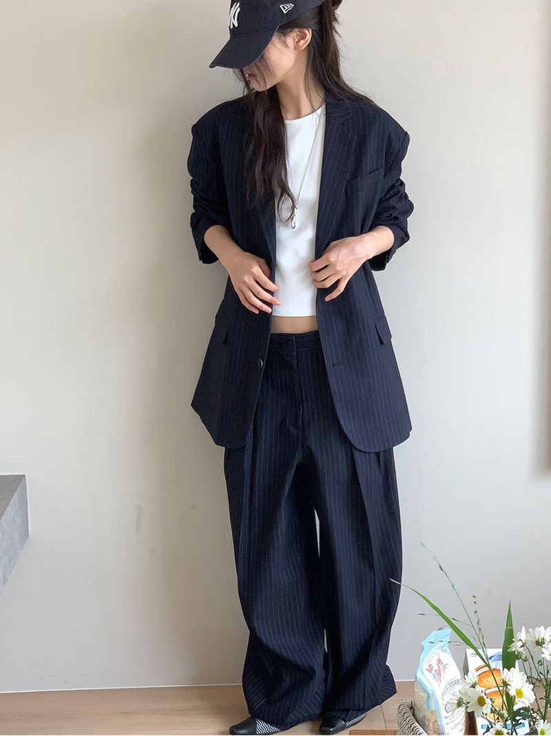 PAPERMOON PIN STRIPE BLAZER JACKET