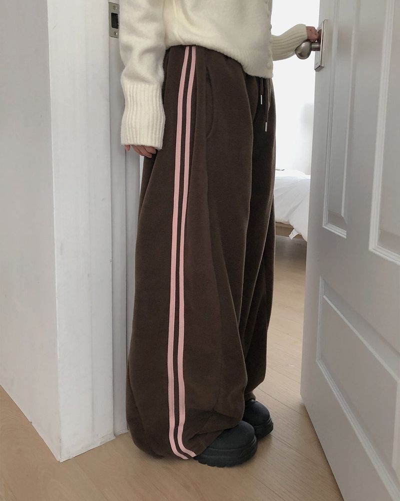 WONDER WONDER（ワンダーワンダー）の「リモフリーストラックワイドパンツ（パンツ）」