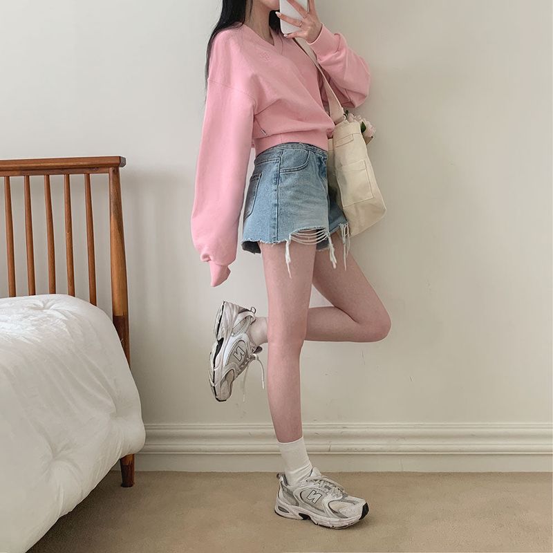 [Bellide made] Pastel V-neck cropped sweatshirt