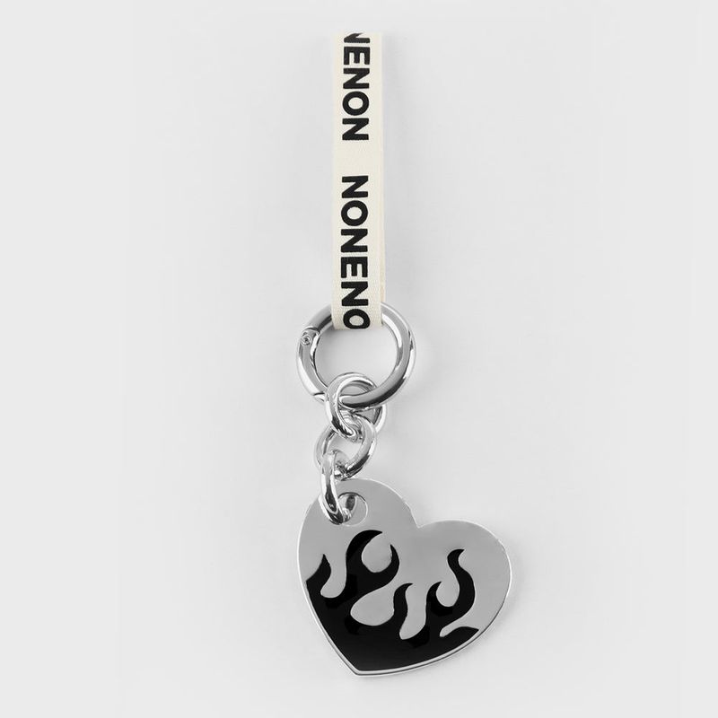 nonenon（ノンノン）の「FLAME LOVE KEYRING(BLACK)_S（Toys/Key Holders）」