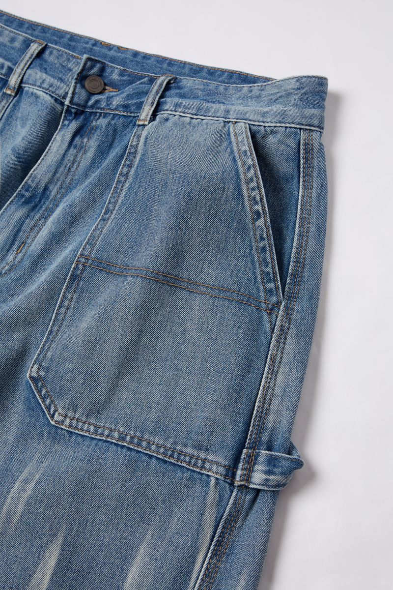 Distressed Washed Jeans