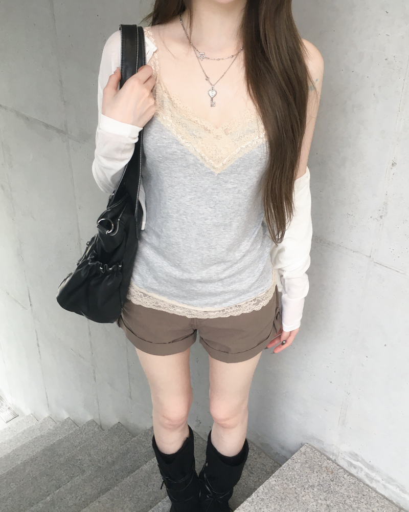 Cotton roll up shorts