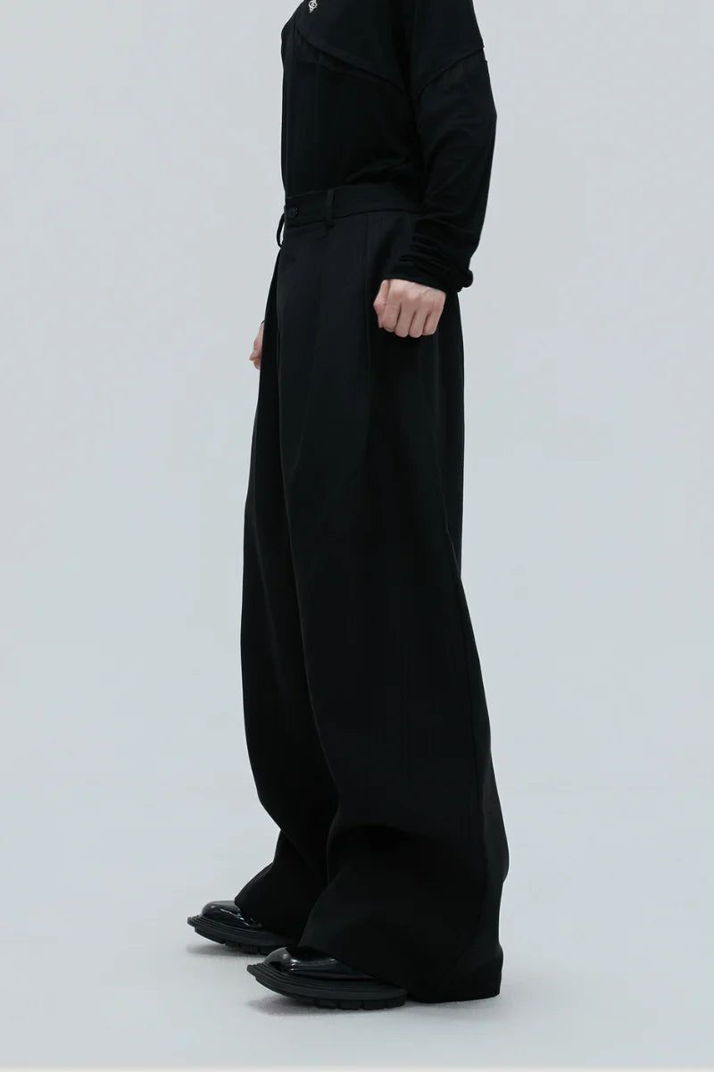 Argue Cultureの「Striped Cinched Waist Trousers（Pants）」