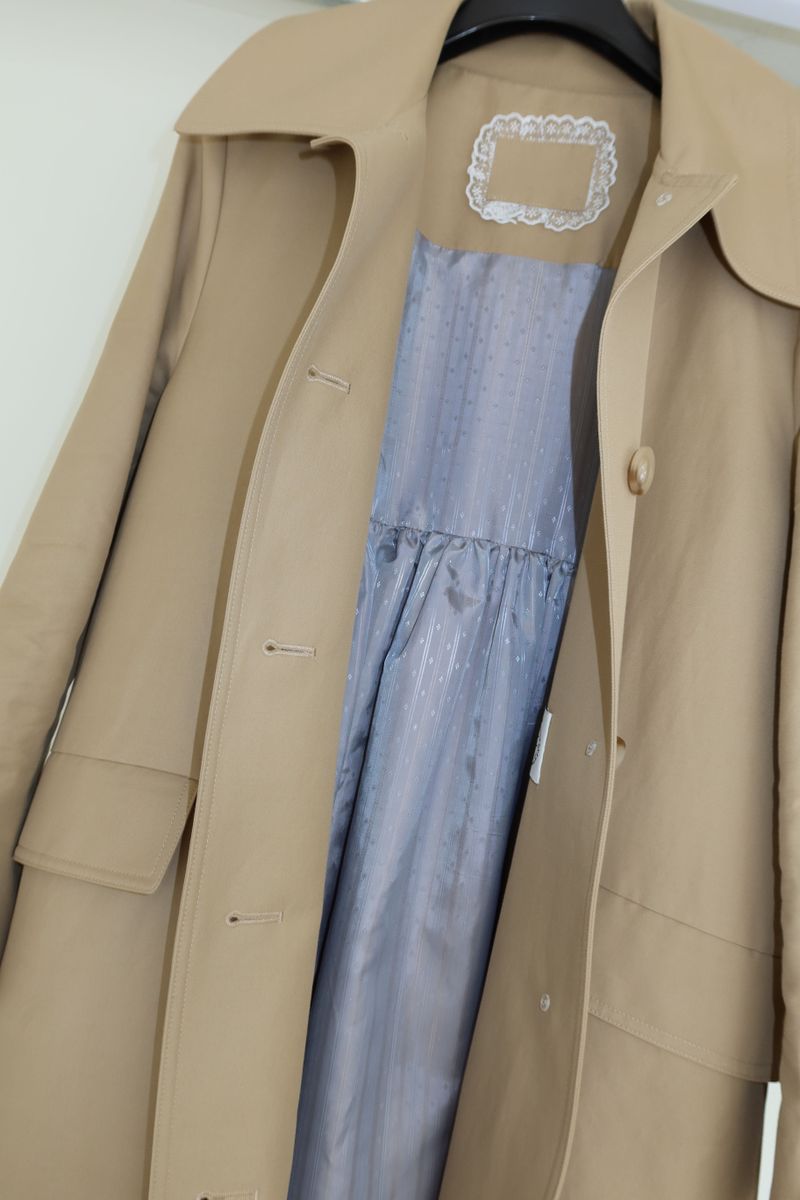 Shirring trench coat camel
