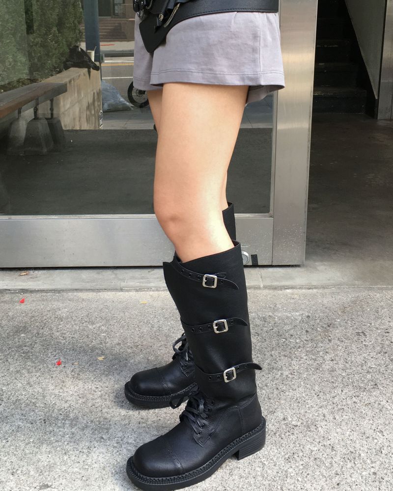 Strap leather long boots