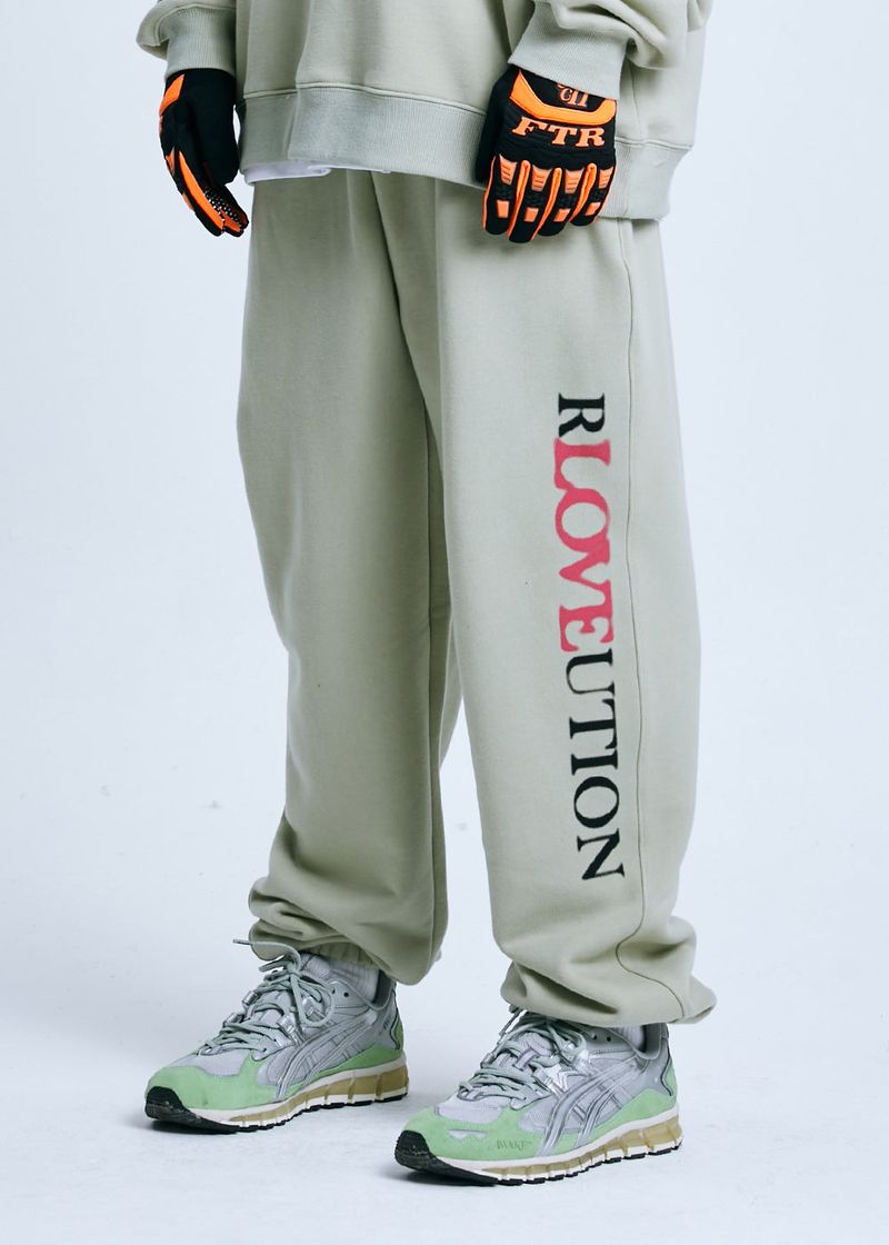RLOVEUTIONスウェットパンツ