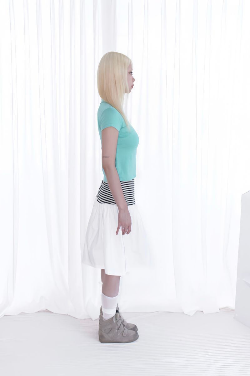 SIDE BUTTON COLLAR TEE (2COLOR)