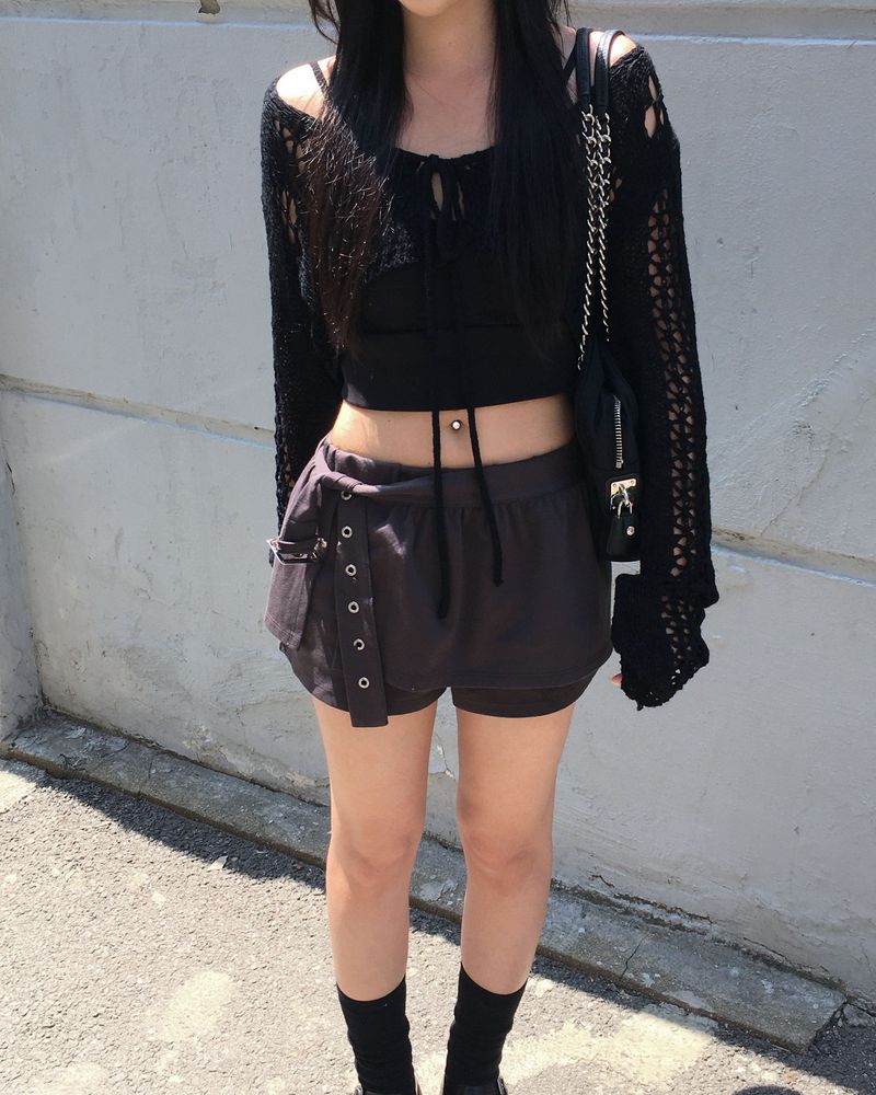 Eyelet low skirt pants