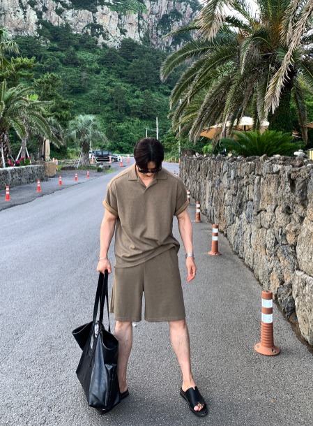 [Limited Quantity] 【setup】 Kuiper Caraneck Short Sleeve Shorts Setup