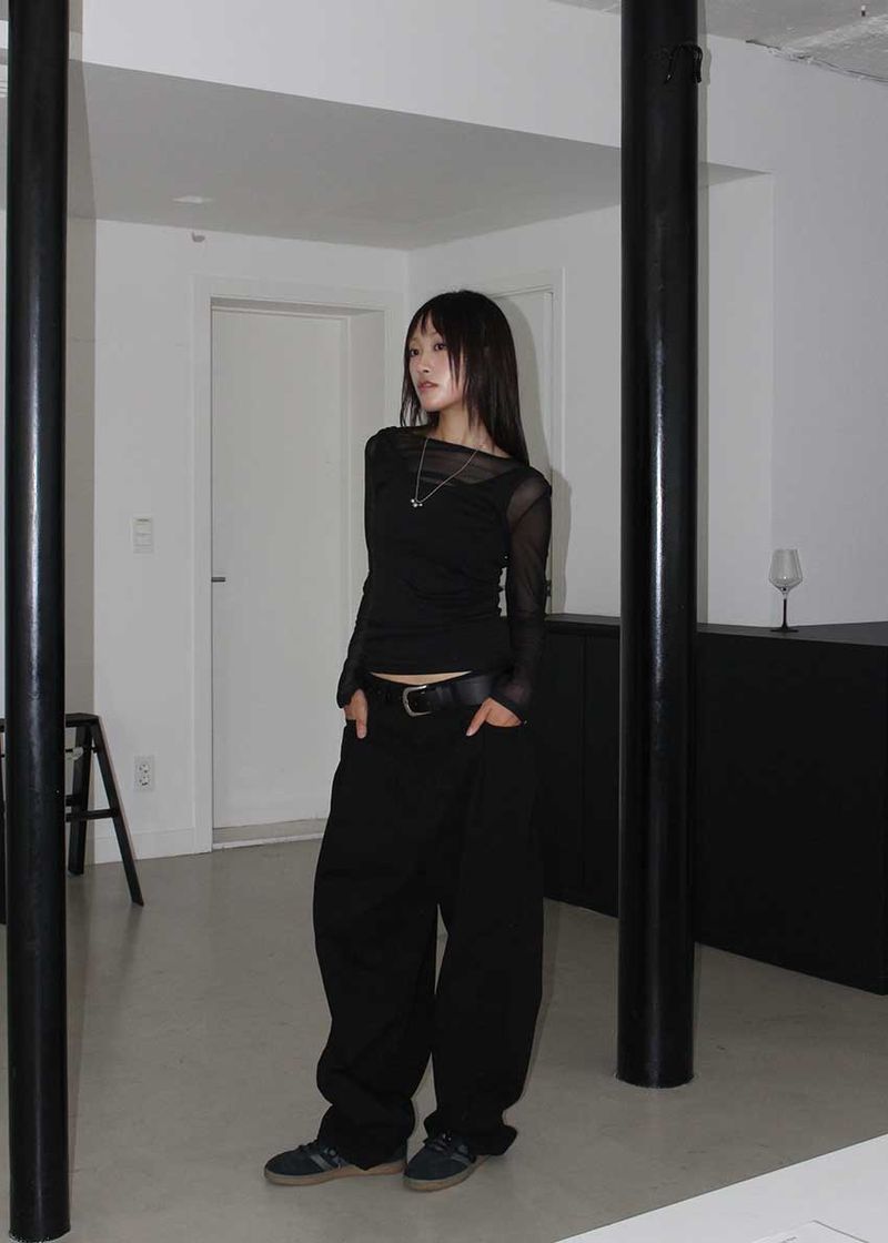 TUCK WIDE DENIM PANTS