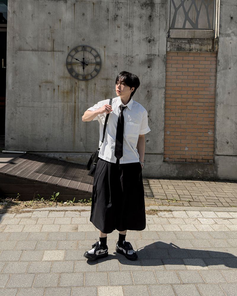 Kai Twin-Tuck Bermuda Slacks