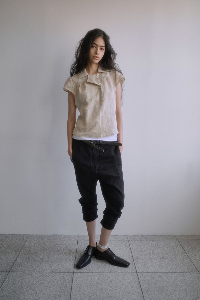 26SS★ WRAP BUTTON CAP SLEEVE BLOUSE
