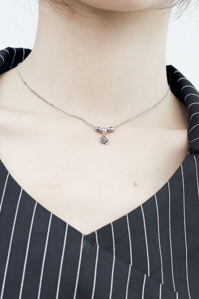 NONCODE（ノンコード）の「Rune Flower Necklace（Accessories）」