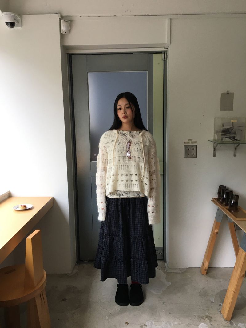 Maroon check long skirt (2color)