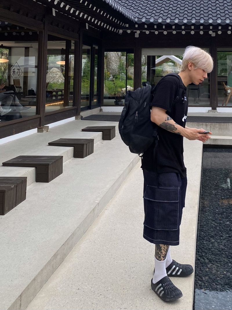 Stitch Bermuda Cargo Denim