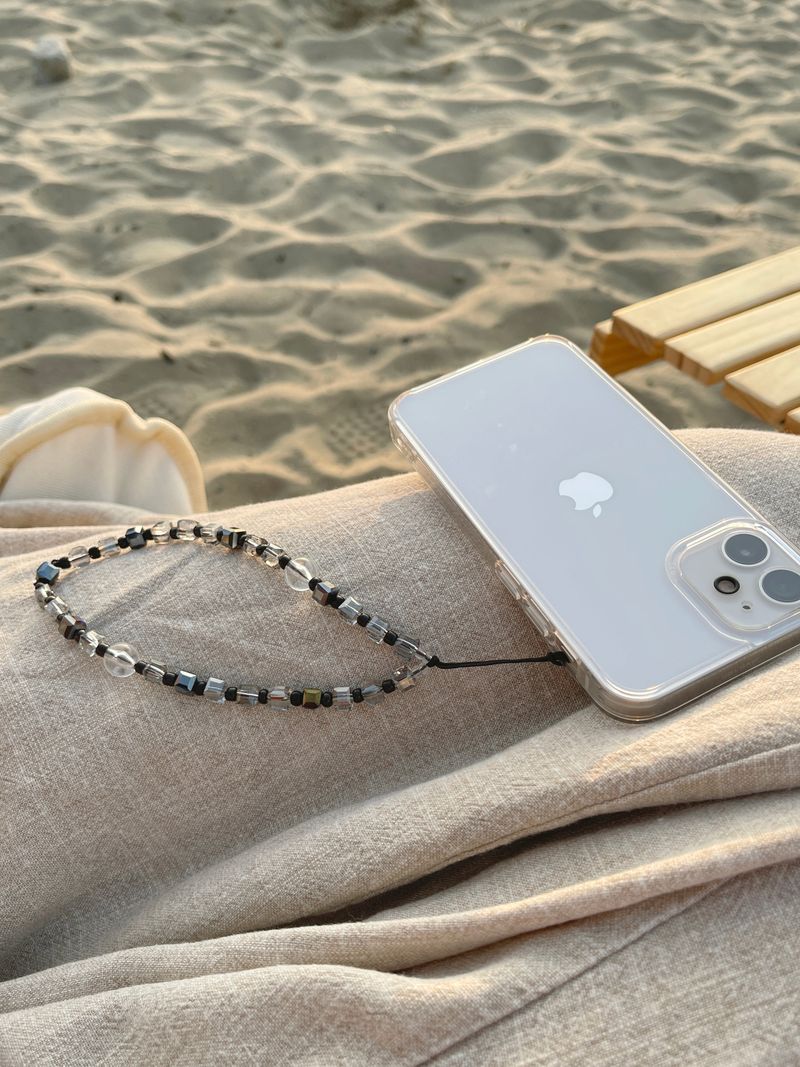 All Black Ohora Crystal Phone Strap