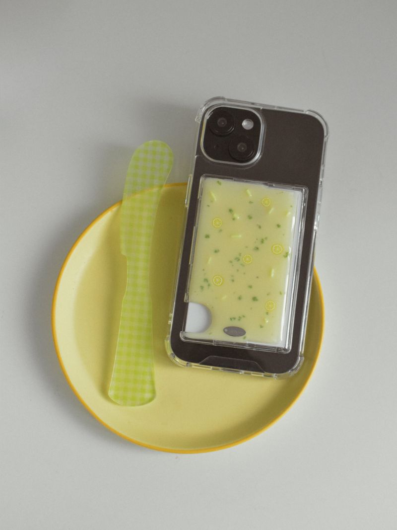 Lemon Dill Butter Magsafe Card Wallet