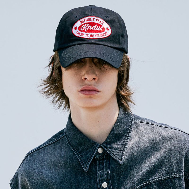 KND（ケイエンド）の「KNDW ロゴワッペンキャップ（帽子）」