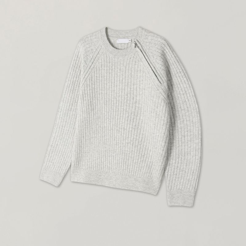 Going diagonal zipper knitwear