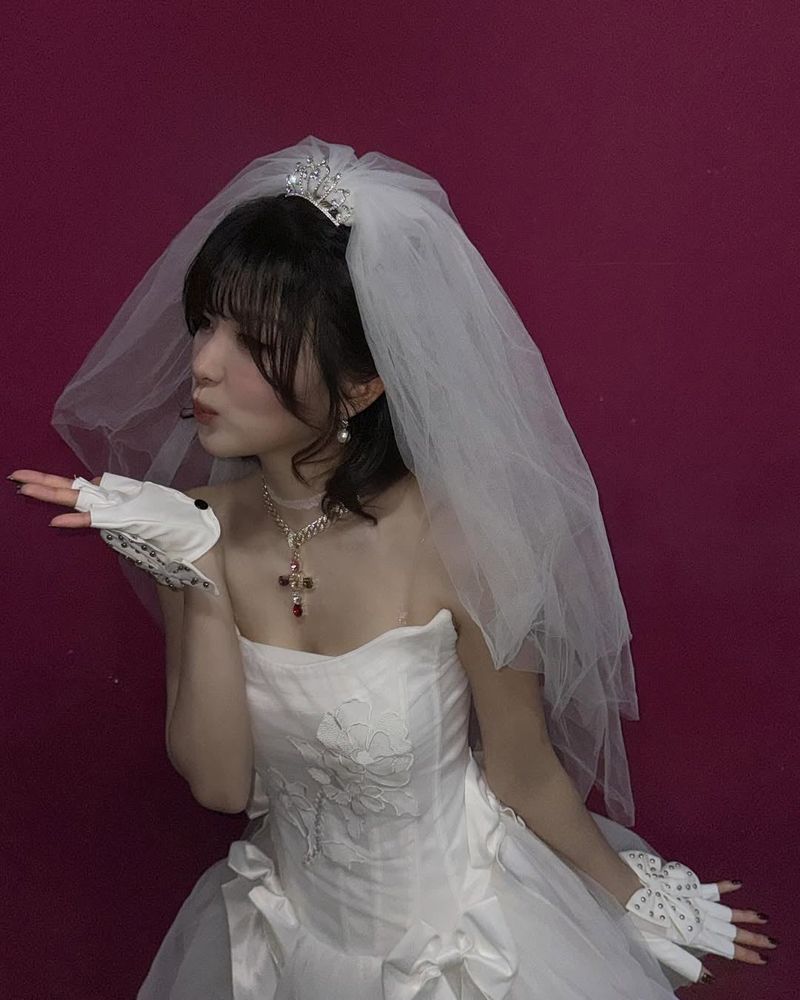 [Red Velvet Seulgi, KISS OF LIFE Belle Piercing] Dalia Ribbon and Pearl Piercing - Silver Color