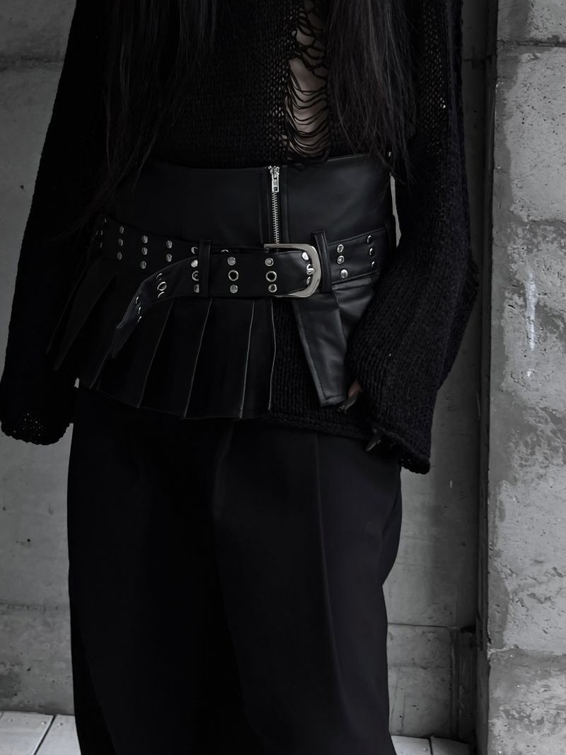 chic layered pleated leather skirt