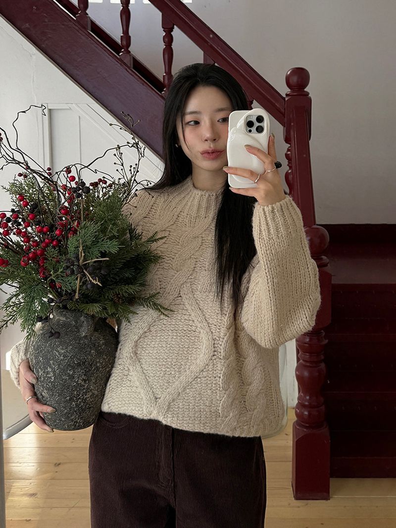 TRENDY APPAREL（トレンディー アパレル）の「[MADE] MUHR HIGH-NECK CABLE KNIT（Tops）」