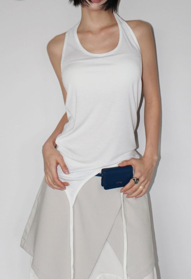 AAKE(アケ)の「LAYERED HALTER SLEEVELESS(Tops)」
