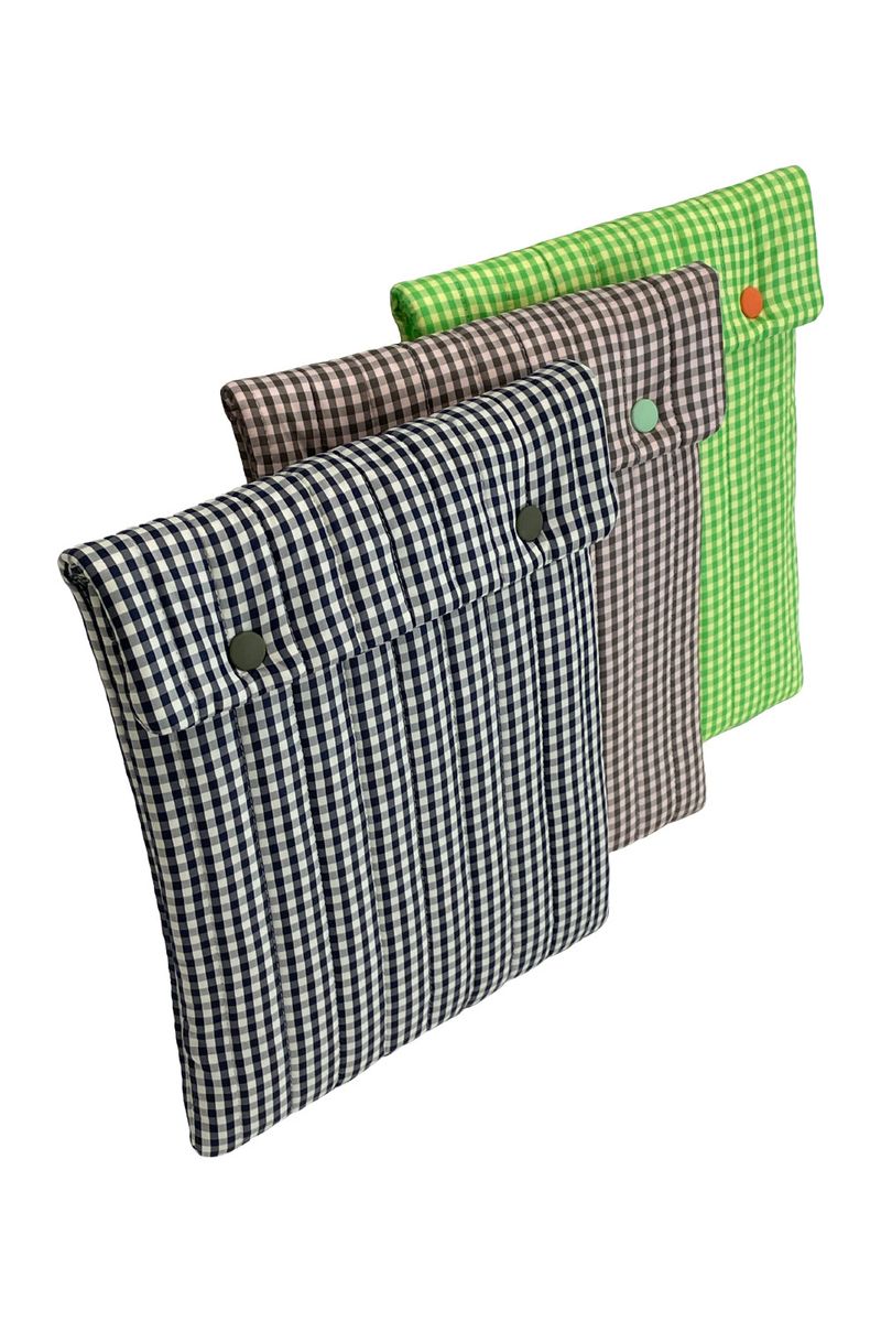 digital pouch