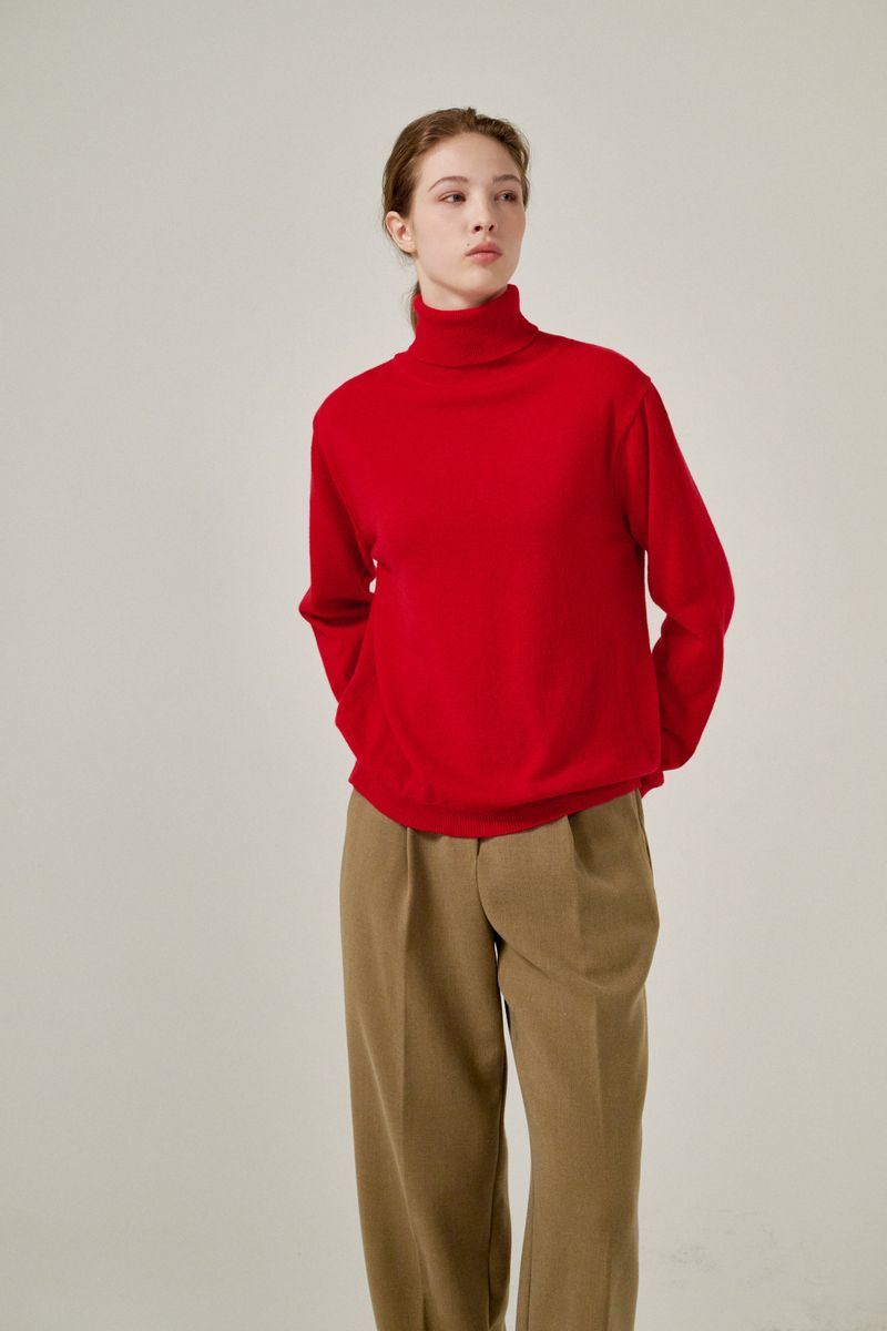 PLAT DU JOUR(プラドゥジュール)の「Cashmere turtle neck knit (Red)(Tops)」