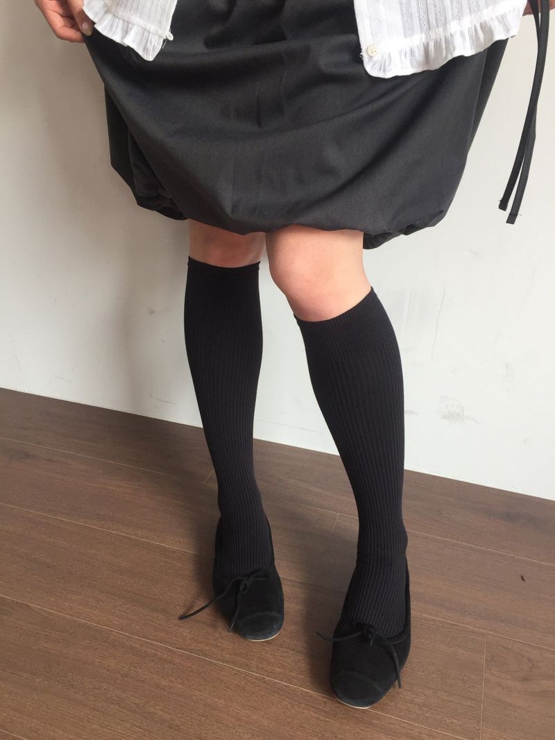 DUGGY(ダギー)の「Milli ribbed knee socks (3color)(Fashion Accessories)」