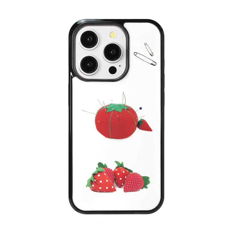 TUHTZ（トーツ）の「トマトニードルクッショングラスバンパーケース（スマホグッズ/小物）」