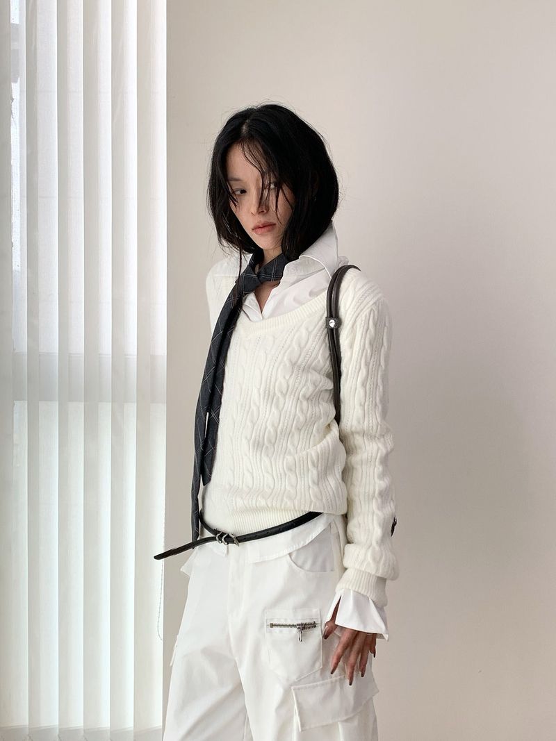 Frost soft V-neck wool knitwear