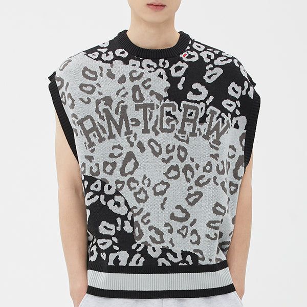 ROMANTIC CROWN(ロマンティッククラウン)の「LEOPARD KNIT VEST_LIGHT GREY(Tops)」