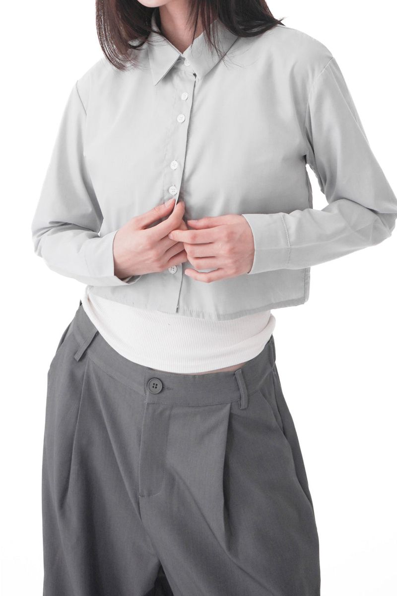  LINE BALANCE CROP SHIRT