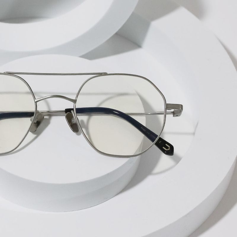 Knouun Round titanium glasses CODE. 103. A Sizzy Silver