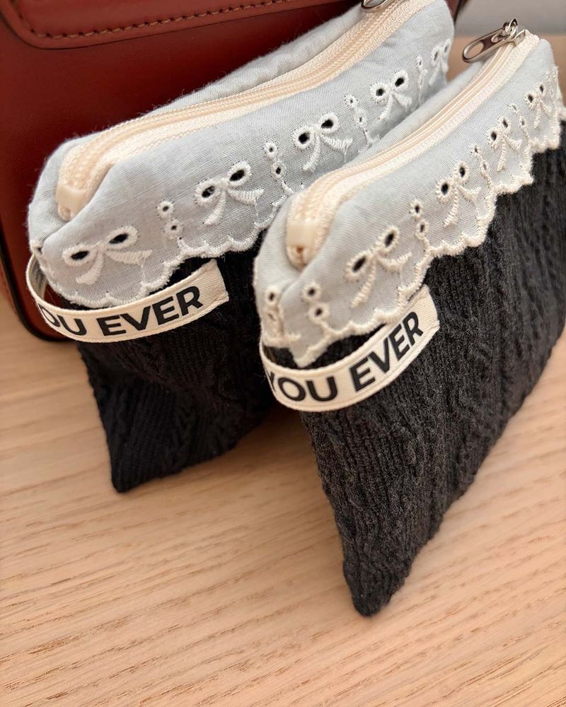 Ribbon lace cable flat pouch - black , S size
