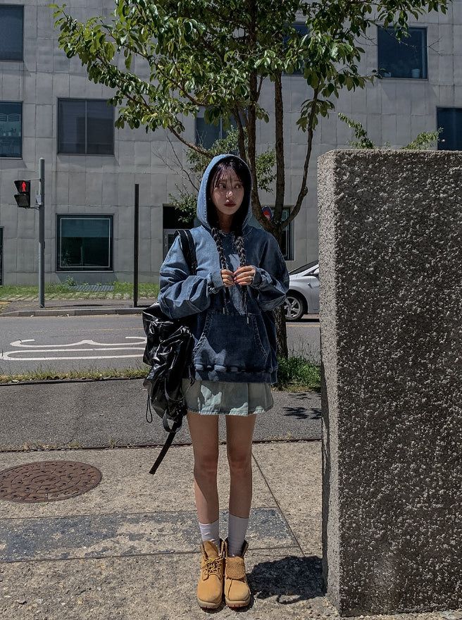 Gradation washing denim hoodie