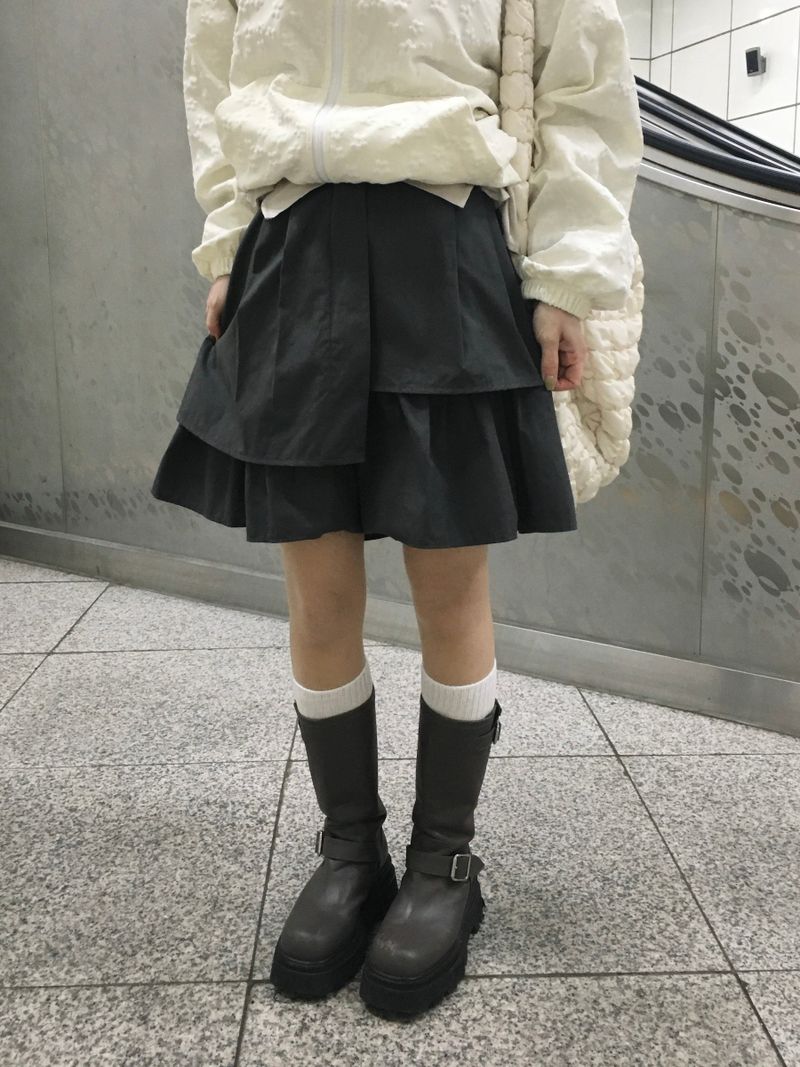 Mute Unbalanced Layered Skirt (3c)