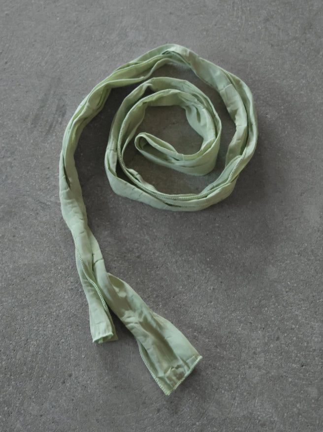 Wrinkle Slim Long Scarf